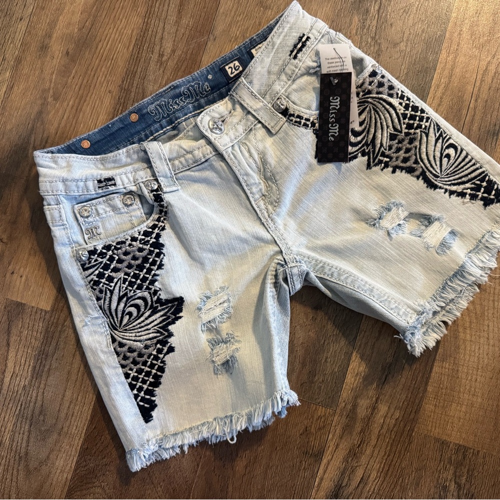 Miss me rhinestone embroidered denim shorts